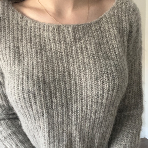 Club Monaco - Cropped Ribbed Knit Sweater: Women's Size XS Alpaca-Nylon Blend - Picture 5 of 7